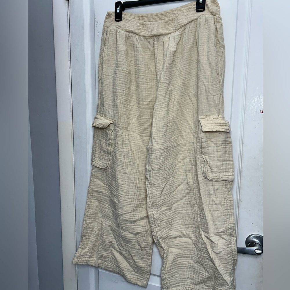 Aerie Beige Smocked Pants